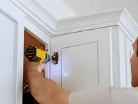  <span style="font-weight:600;"><span style="font-size:24px;"><span style="font-family:Montserrat;">مفصلات أوروبية مخفية وأنيقة</span></span></span> <link href="https://fonts.googleapis.com/css?family=Montserrat" rel="stylesheet" type="text/css"> 